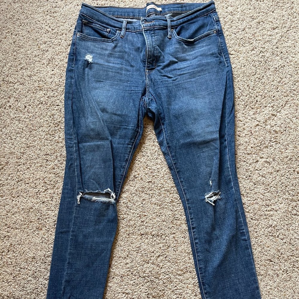 Levi jeans